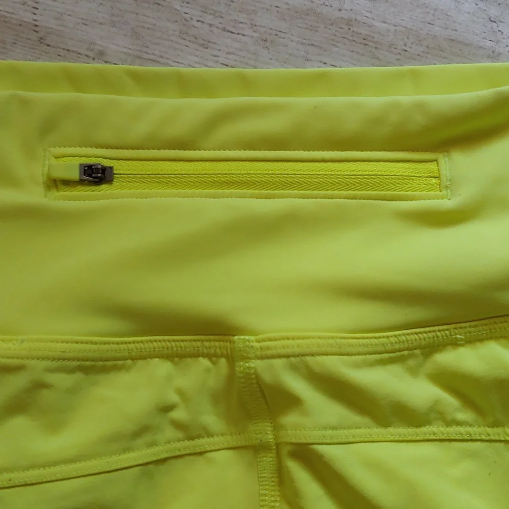 Gilly Hicks Yellow Athletic Shorts Lightweight‎ Performance